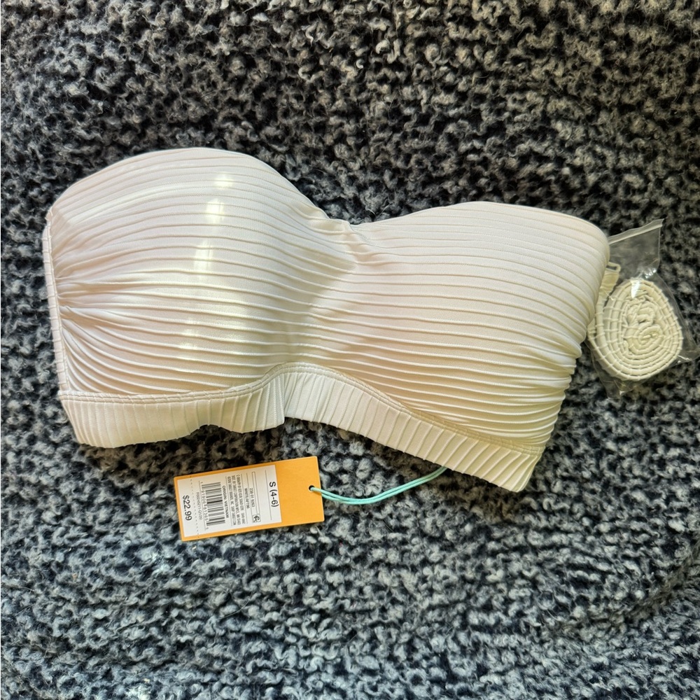 Strapless Pleated Bikini Top ribbed white